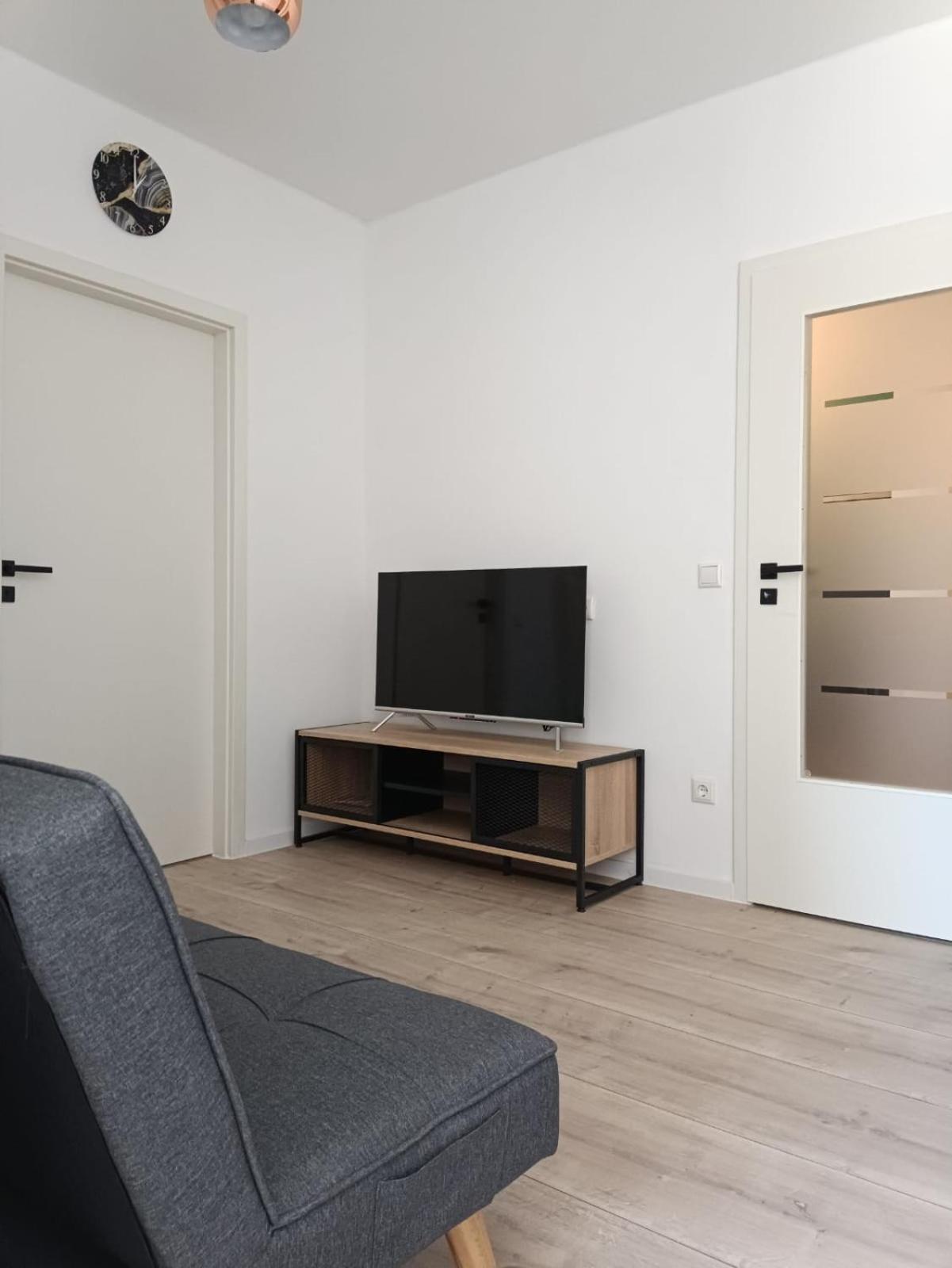 Ferienwohnung Enzian - Naehe Kapellplatz - Oeffentlicher Parkplatz - Aufzug 알토팅 외부 사진