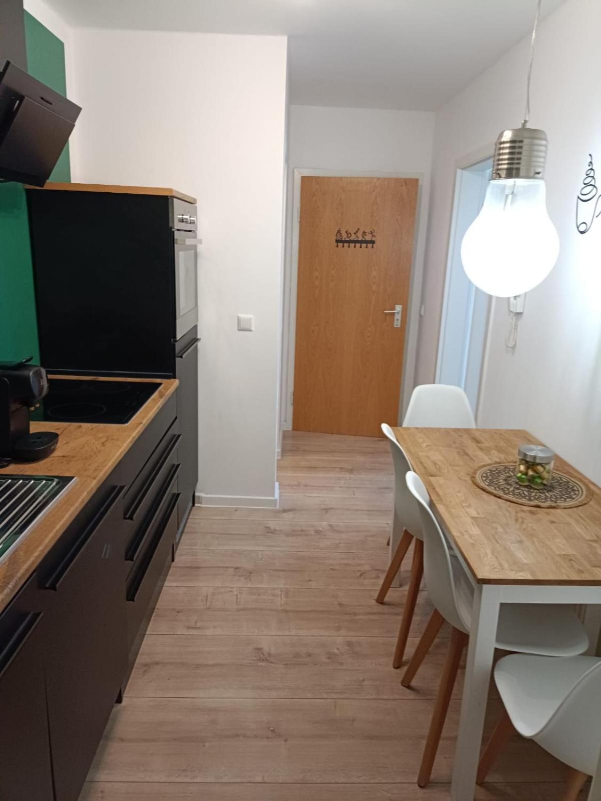 Ferienwohnung Enzian - Naehe Kapellplatz - Oeffentlicher Parkplatz - Aufzug 알토팅 외부 사진