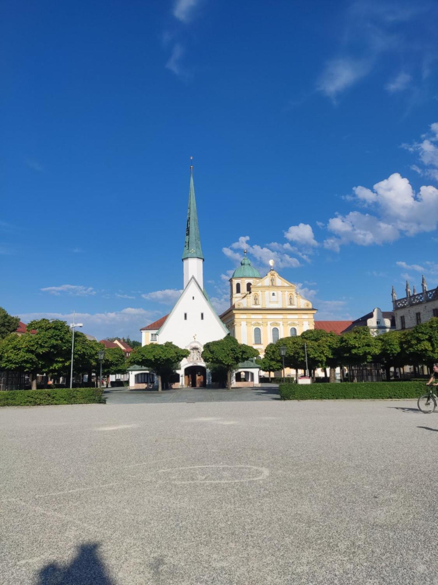 Ferienwohnung Enzian - Naehe Kapellplatz - Oeffentlicher Parkplatz - Aufzug 알토팅 외부 사진