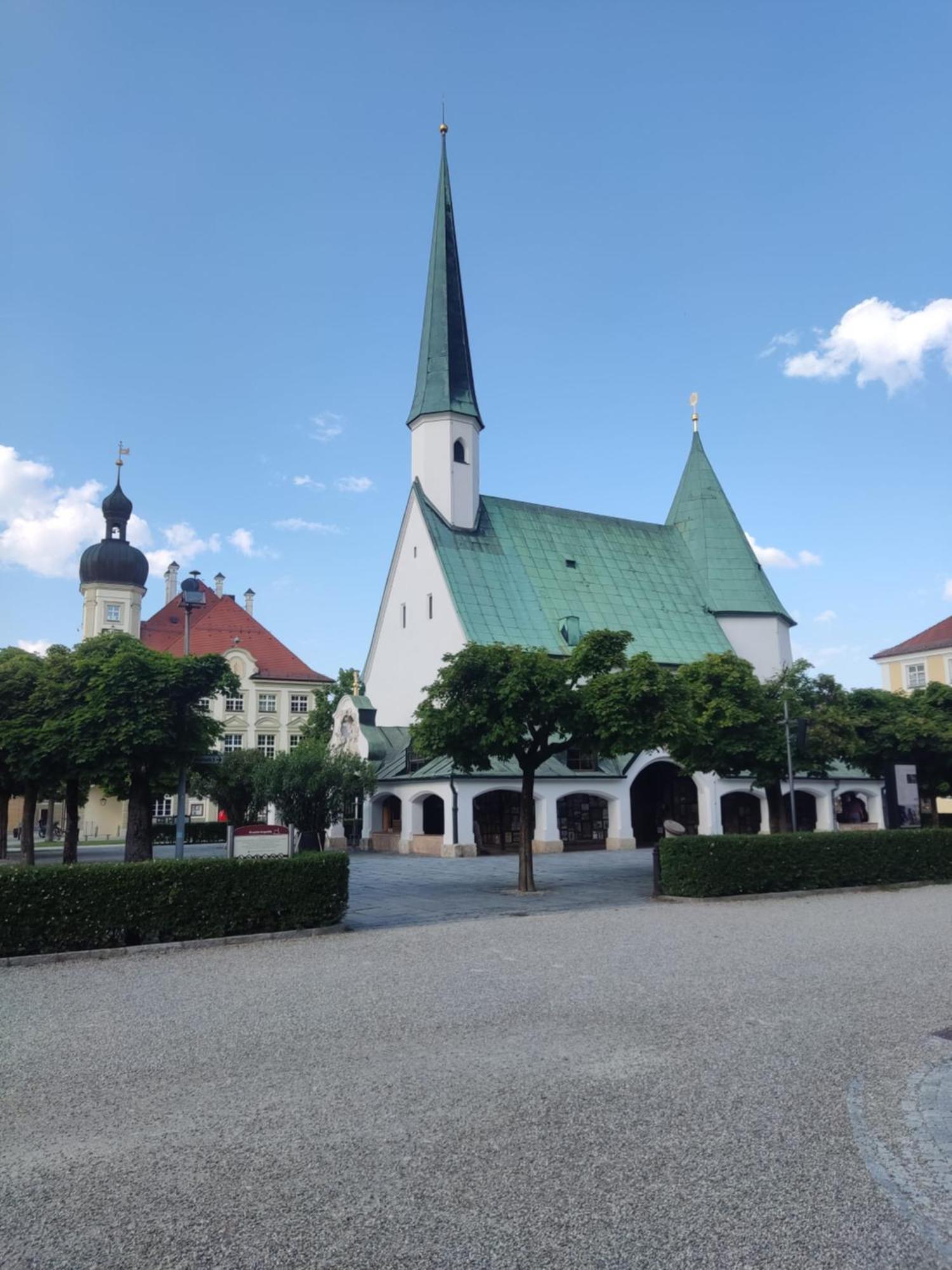 Ferienwohnung Enzian - Naehe Kapellplatz - Oeffentlicher Parkplatz - Aufzug 알토팅 외부 사진